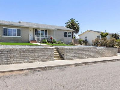 2319 Charles Way