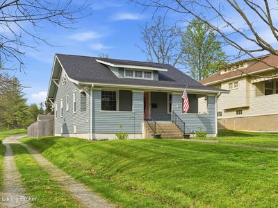 1307 Main St