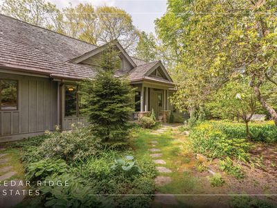 77 Headwater Drive