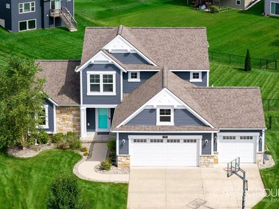 1119 Arbor Meadow Dr SE