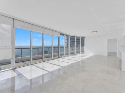 465 Brickell Ave APT 4201