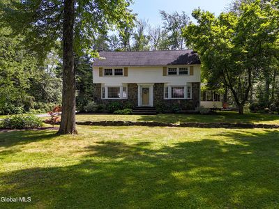 2270 Stuyvesant Drive