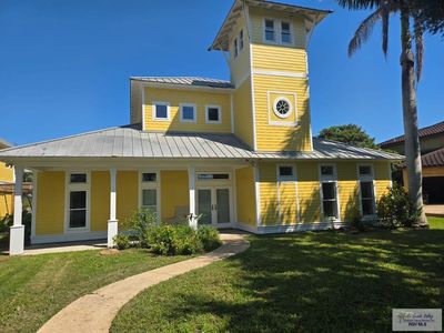 35019 Pelican Pointe Dr