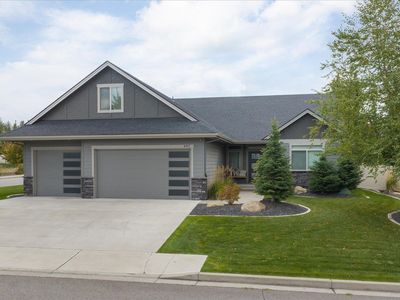905 W Basalt Ridge Dr