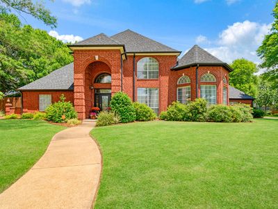 3035 Oak Creek Dr