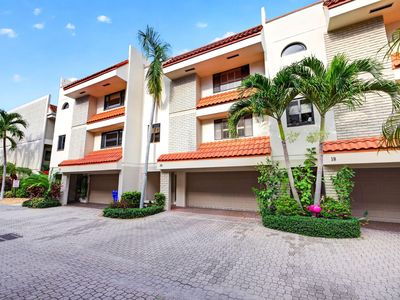 1401 NE 9th Street #20