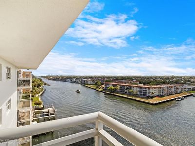 1160 Hillsboro Mile UNIT 903