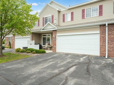 1877 Sandcherry Ct NW