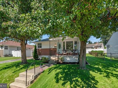 1222 Brandford Rd