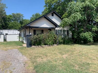 Property at 121 N Classen Ave, Moore, OK