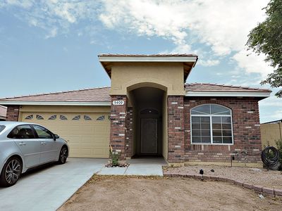 5409 S 28th Dr