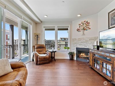 4961 Main Street #712