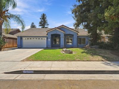 4029 E Meadow Avenue