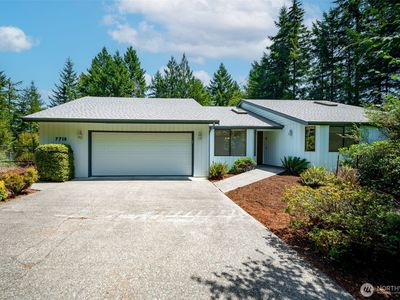 7718 Fairview Road SW