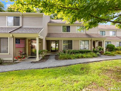 21 Riveredge Drive #21