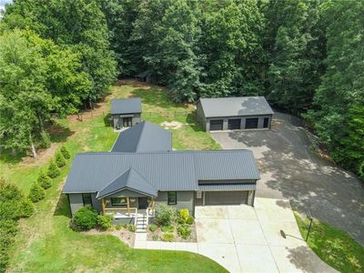 785 Midway Rd