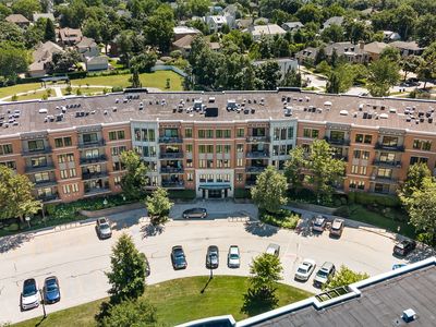 145 S York St Unit 420