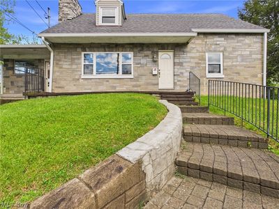 3108 Fairview Ave