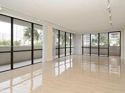2049 S Ocean Dr APT 210