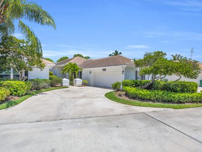 2211 NW Seagrass Drive