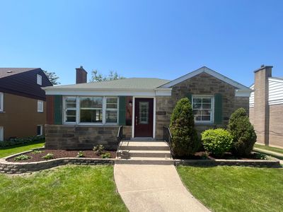 1816 Hull Ave