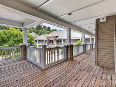 8955 Rosalyn Glen Rd