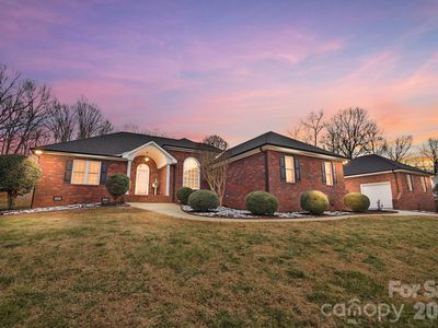 6104 Charity Dr