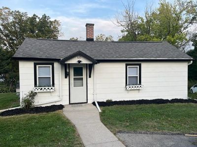 325 Rosendale STREET