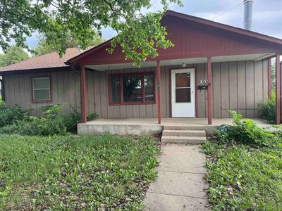 203 W 10th Street