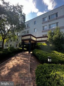 3701 5th St S APT 208
