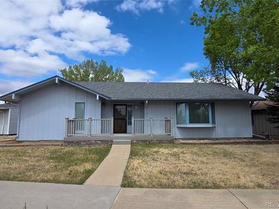 61 Scott Drive S