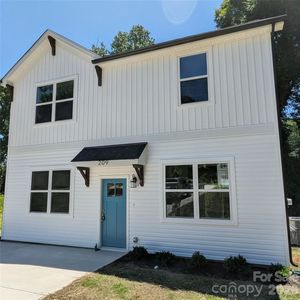 209 James St