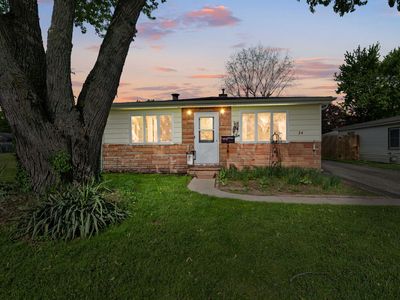 Property at 34 N California Ave, Mundelein, IL