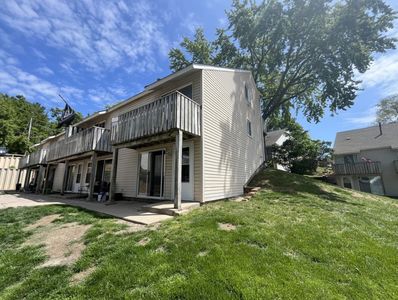 81 Maude Ave APT A