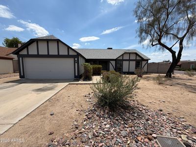 615 W MONTOYA Lane