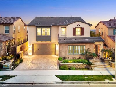 2598 E Temblor Ranch Dr