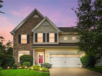 1888 Daffodil Ct