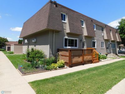 961 4th Ave W SUITE B