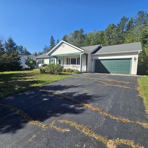 821 Woodland Dr