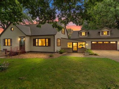 110 N Maple Ave