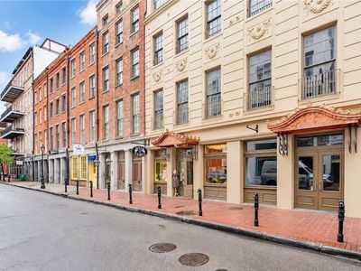 220 Decatur St Ste 301