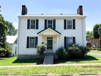 311 W Madison St