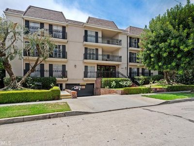15248 Dickens St APT 205