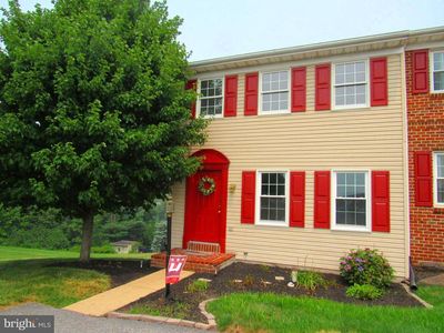 2685 Woodmont Dr