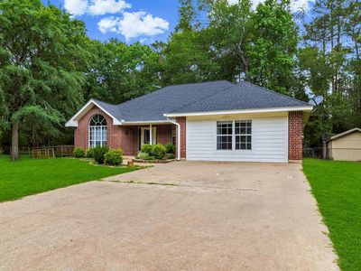 216 N Lake Dr