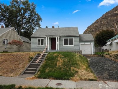 308 Stevens Avenue