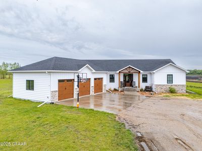 3565 Donna Dr