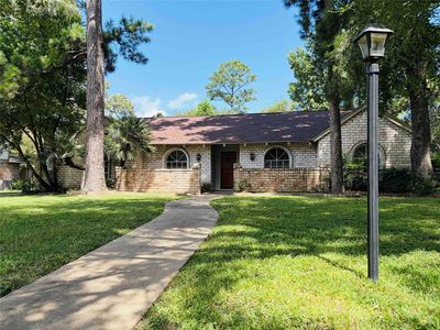 710 Enchanted Trail Dr