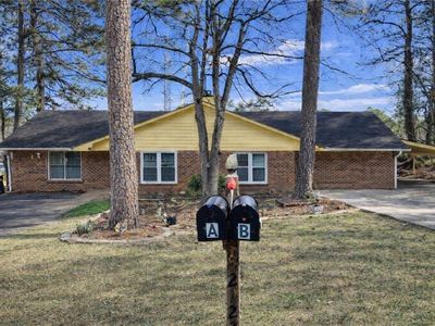 2123 Huddersfield Way