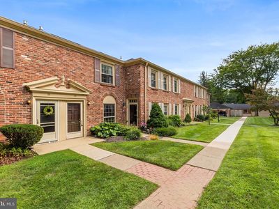 Property at 118 Cheshire Dr, Penllyn, PA